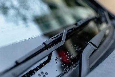 Free wiper blades with Windshield replacement