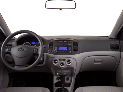 2010 Hyundai Accent 4dr Sdn Auto GLS