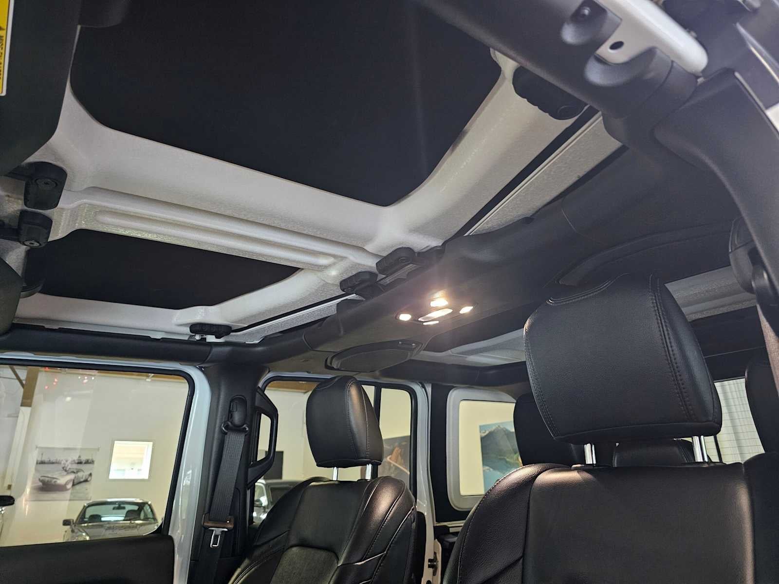 2022 Jeep Wrangler Unlimited Sahara Altitude