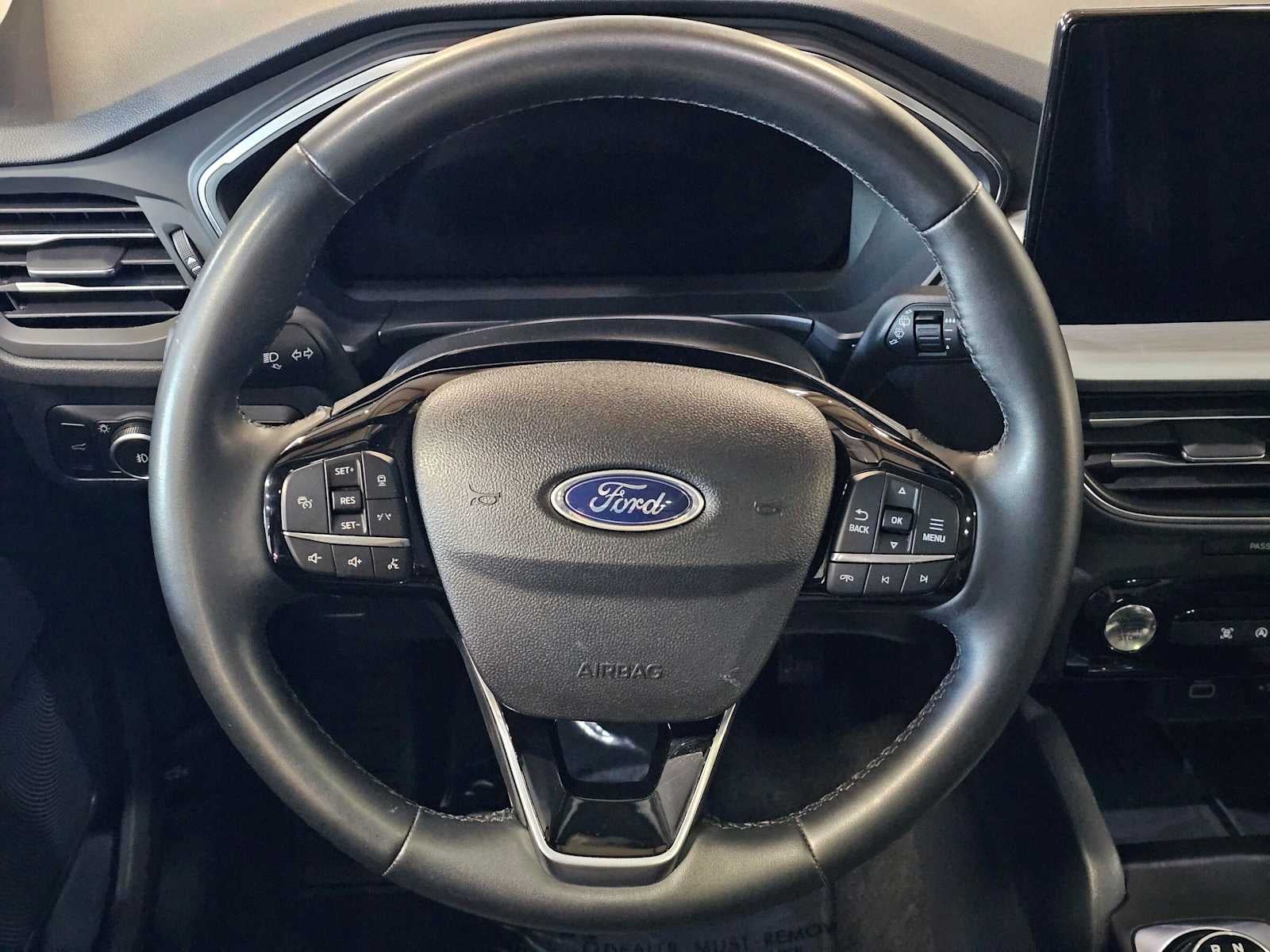 2025 Ford Escape Platinum