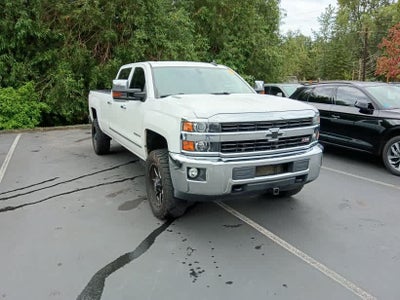 2015 Chevrolet Silverado 3500HD 4WD Crew Cab 167.7 LTZ