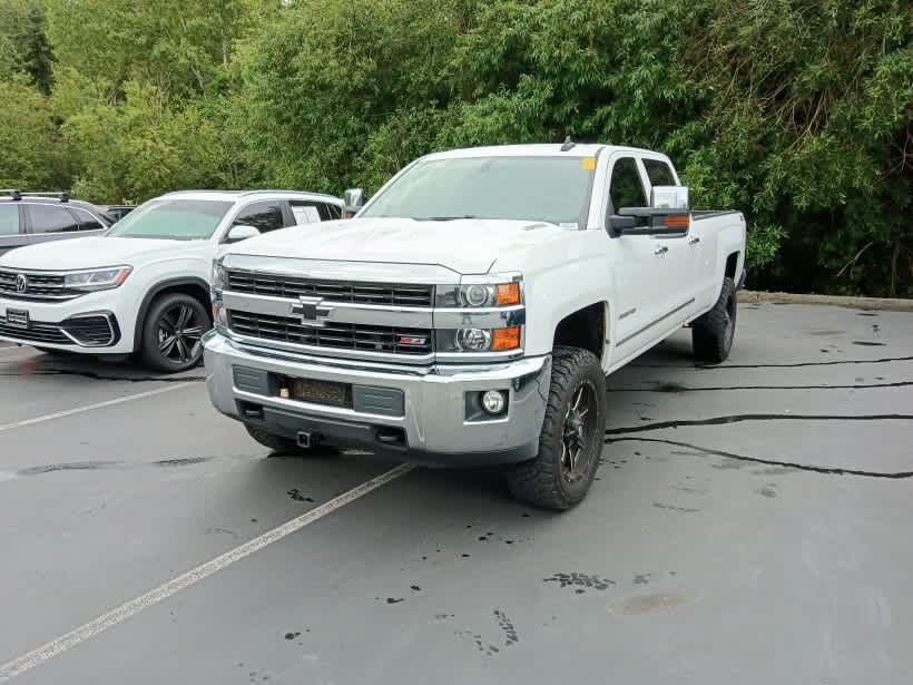 2015 Chevrolet Silverado 3500HD 4WD Crew Cab 167.7 LTZ