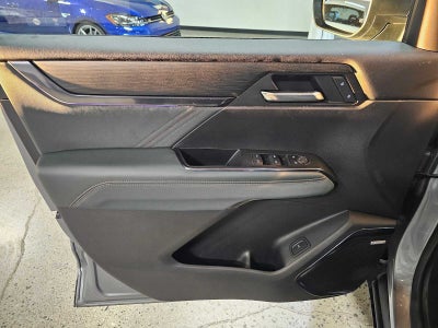 2024 GMC Acadia AWD 4dr AT4