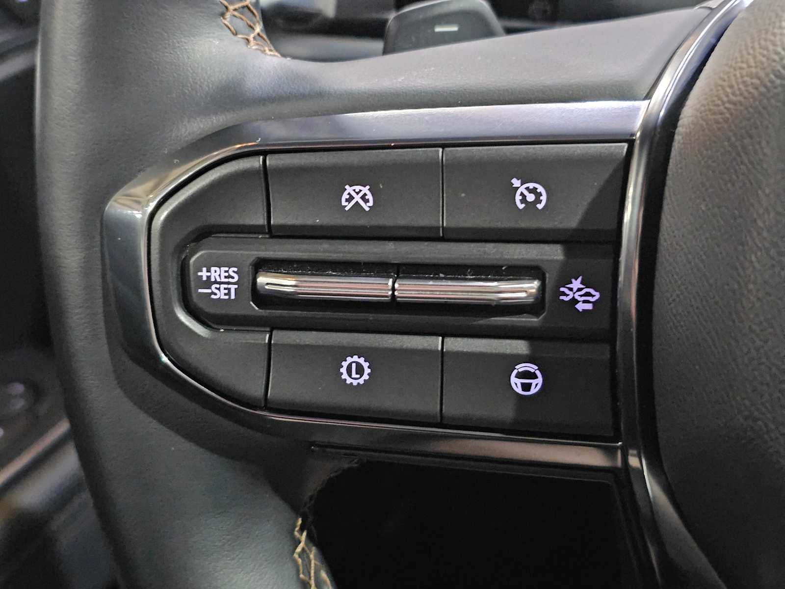 2024 GMC Acadia AWD 4dr AT4