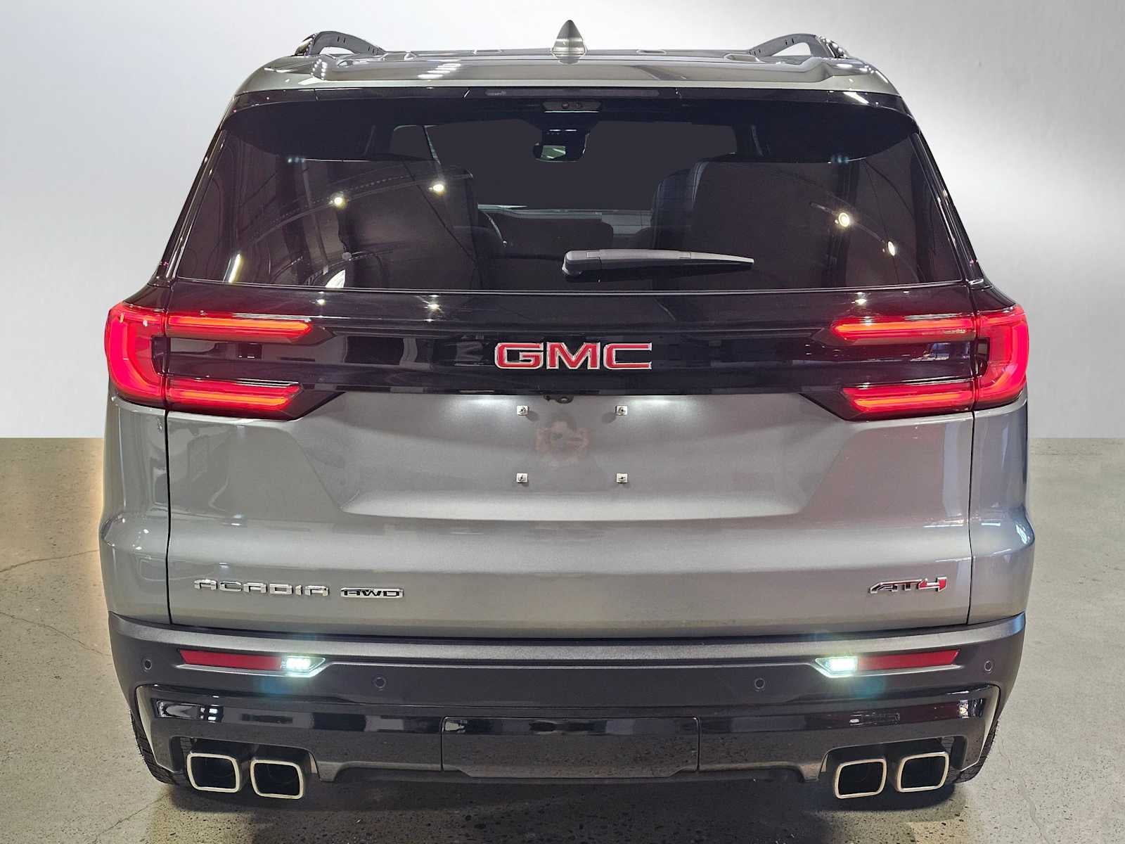 2024 GMC Acadia AWD 4dr AT4