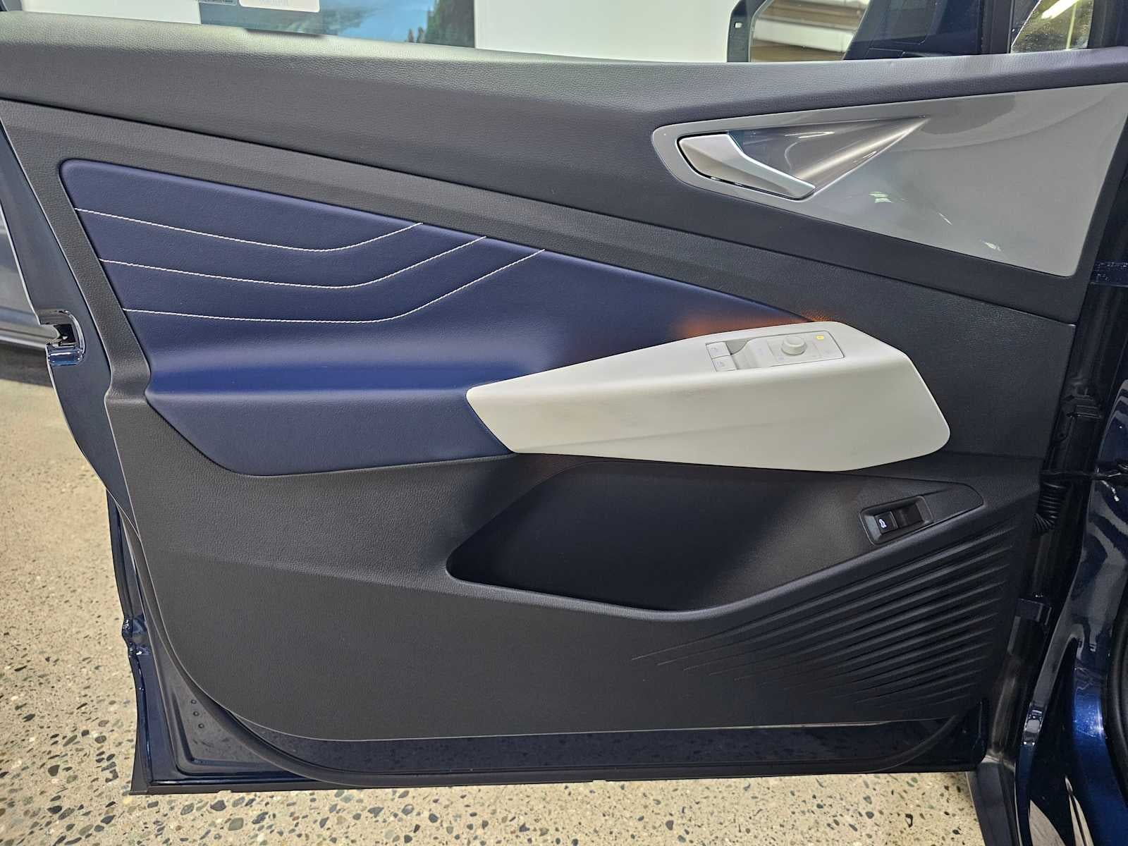2023 Volkswagen ID.4 S RWD w/SK On Battery
