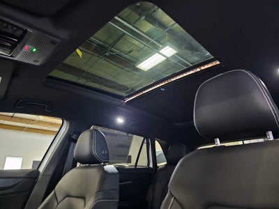 2026 Volkswagen Atlas Cross Sport 2.0T SEL R-Line Black 4MOTION