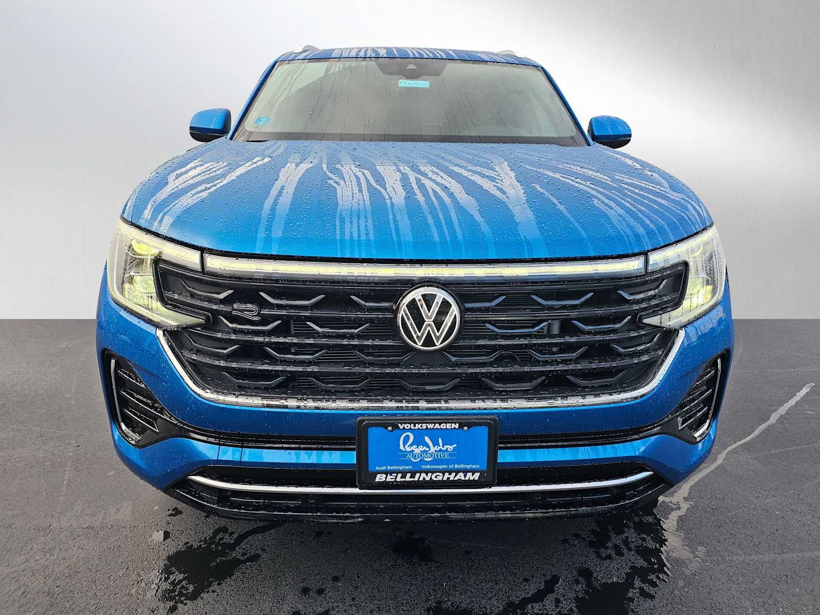 2024 Volkswagen Atlas Cross Sport 2.0T SEL R-Line 4MOTION