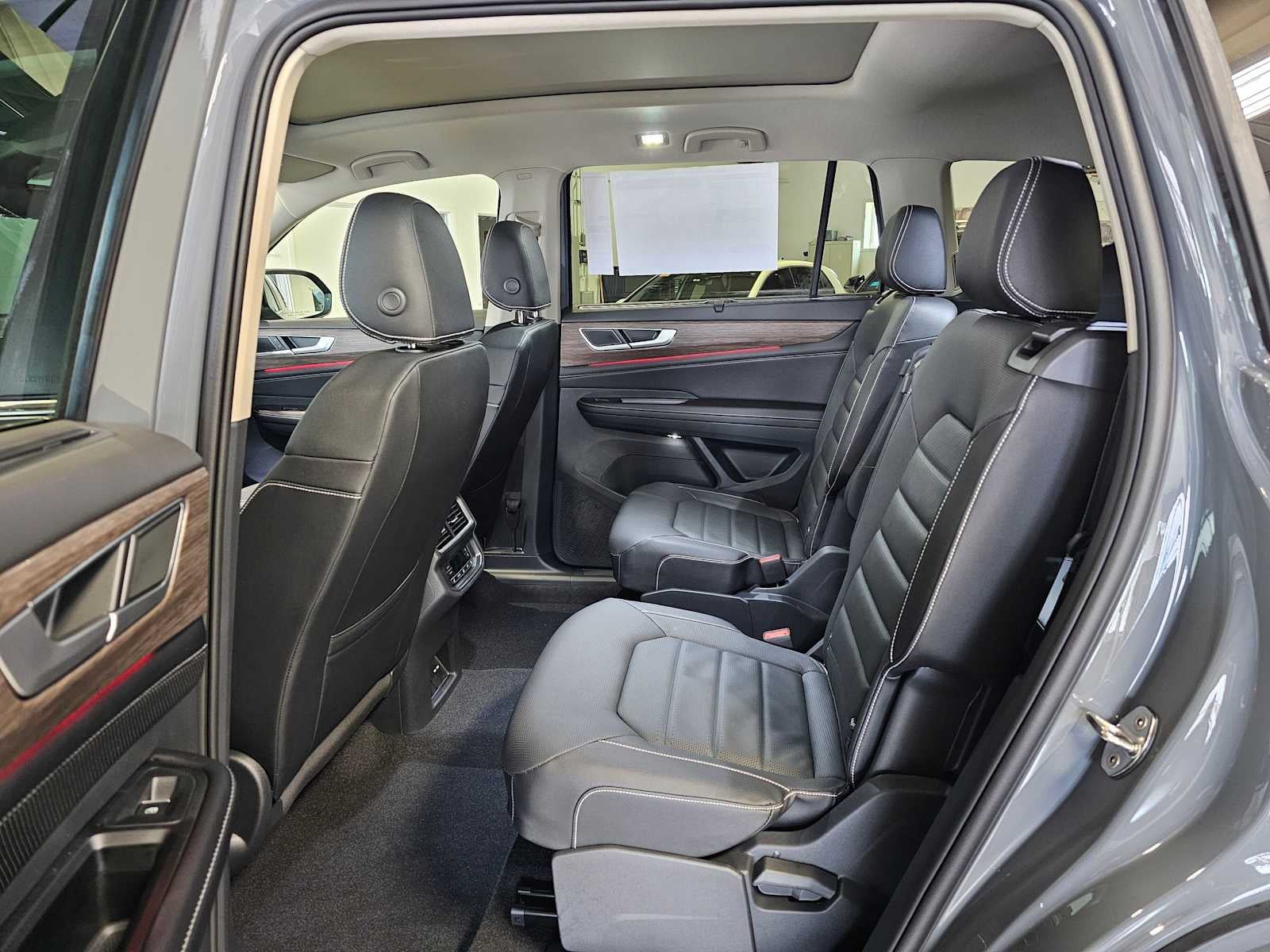 2026 Volkswagen Atlas 2.0T SEL 4MOTION