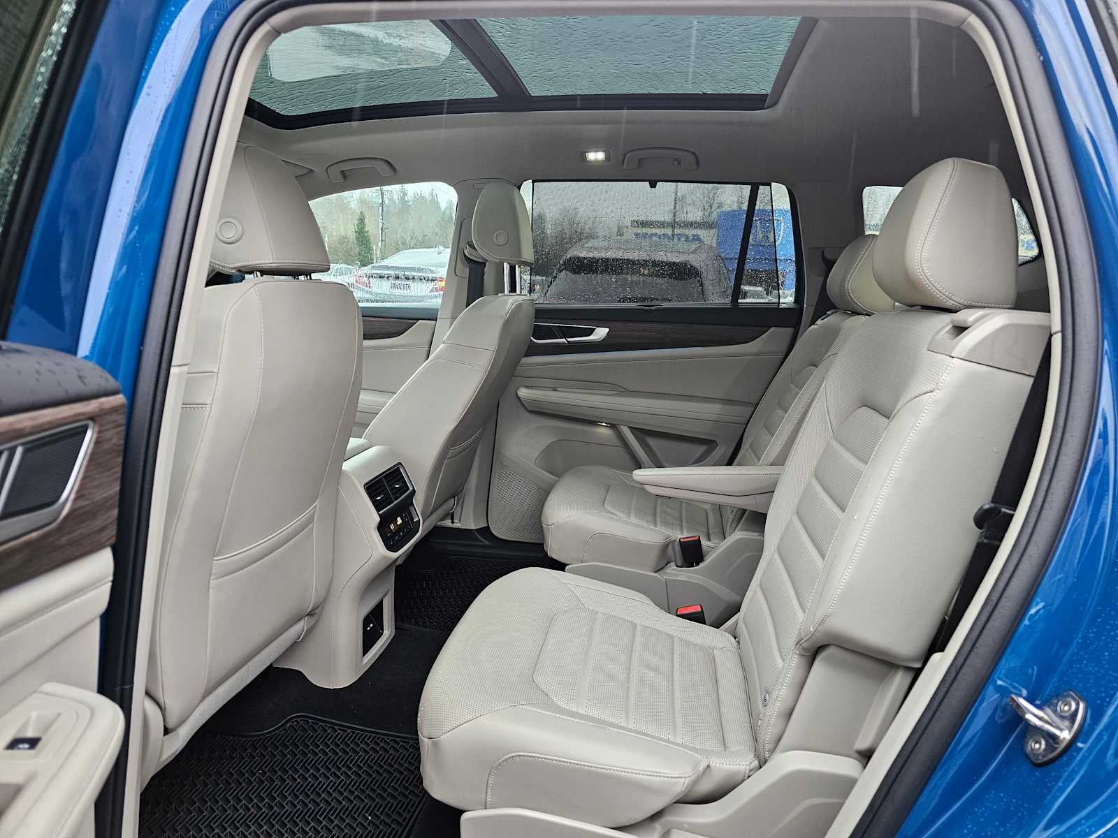 2025 Volkswagen Atlas 2.0T SEL 4MOTION