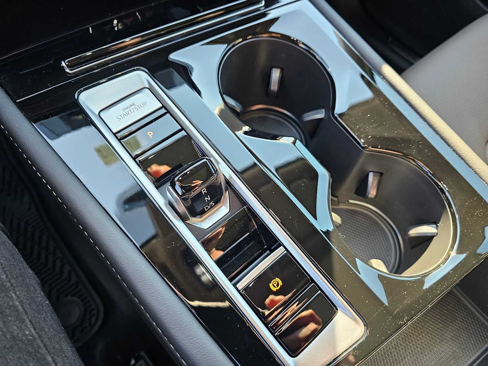 2025 Volkswagen Atlas 2.0T SEL 4MOTION