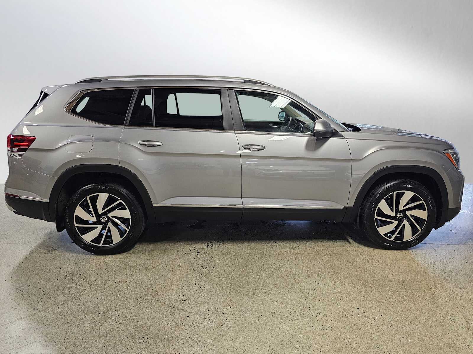 2024 Volkswagen Atlas 2.0T SEL 4MOTION
