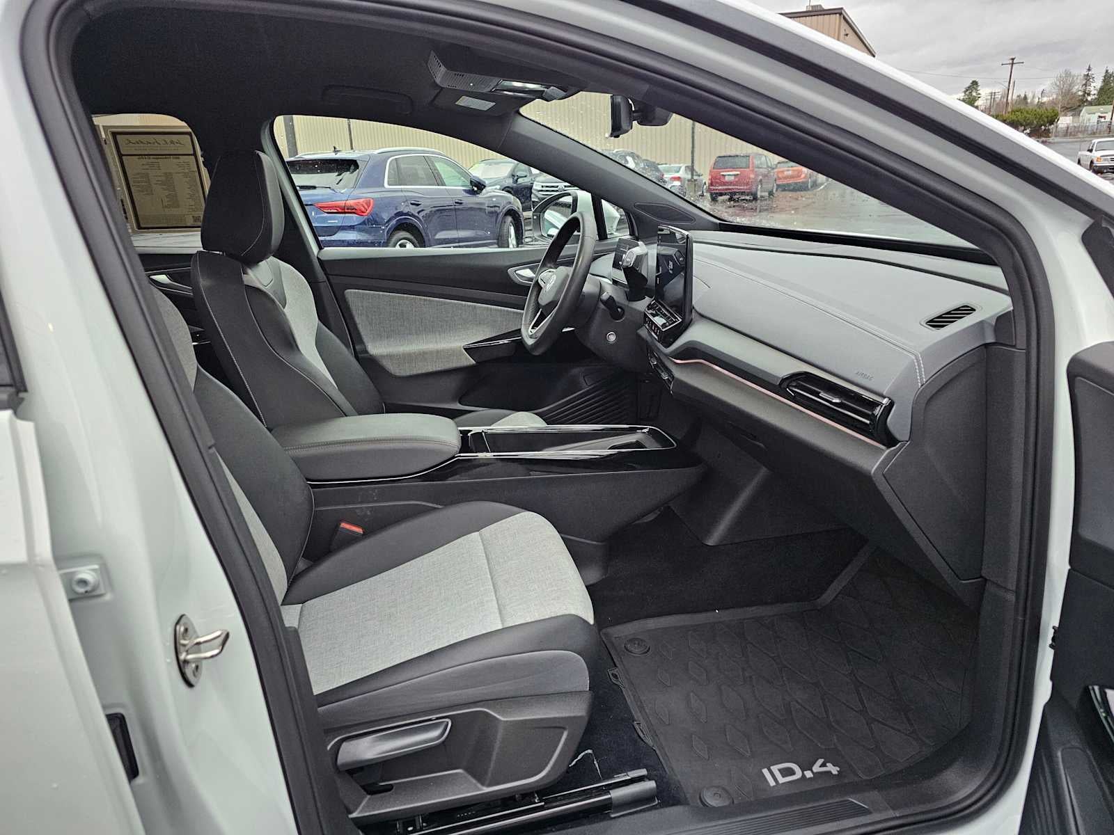 2023 Volkswagen ID.4 Pro RWD w/SK On Battery