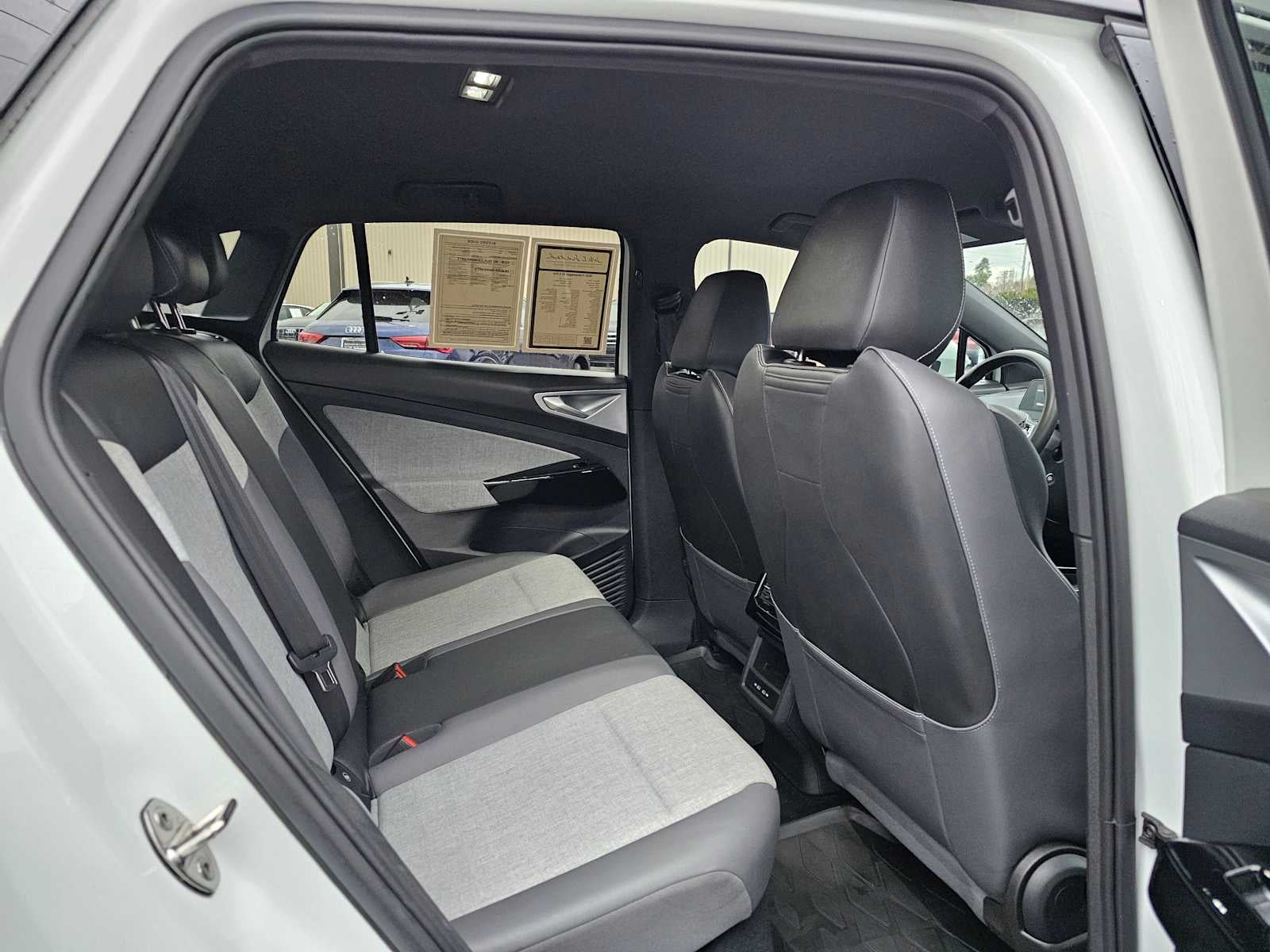 2023 Volkswagen ID.4 Pro RWD w/SK On Battery