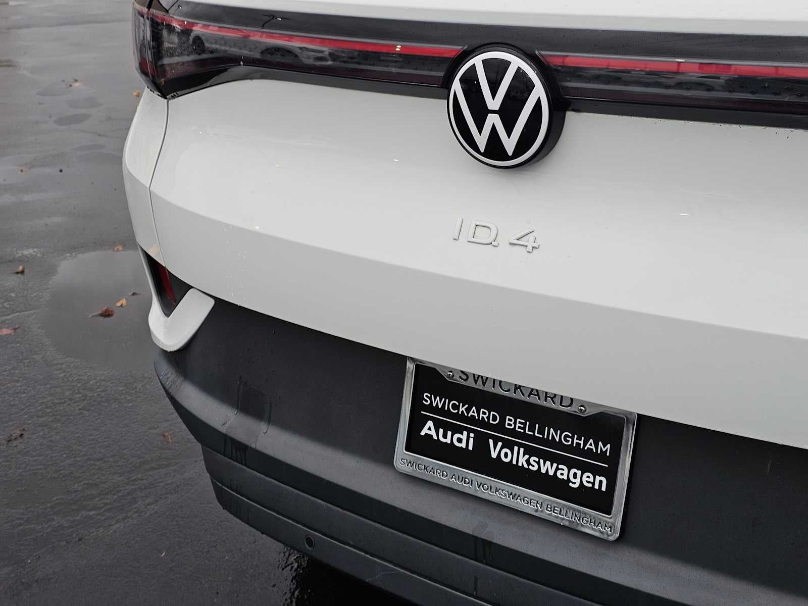 2023 Volkswagen ID.4 Pro RWD w/SK On Battery