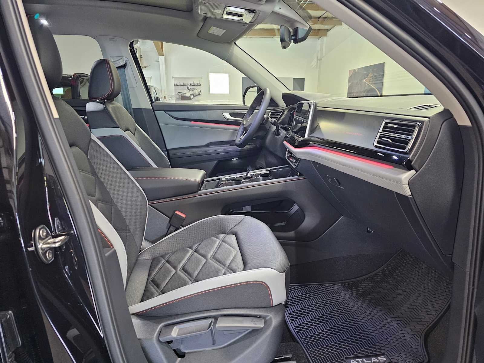 2026 Volkswagen Atlas 2.0T Peak Edition 4MOTION