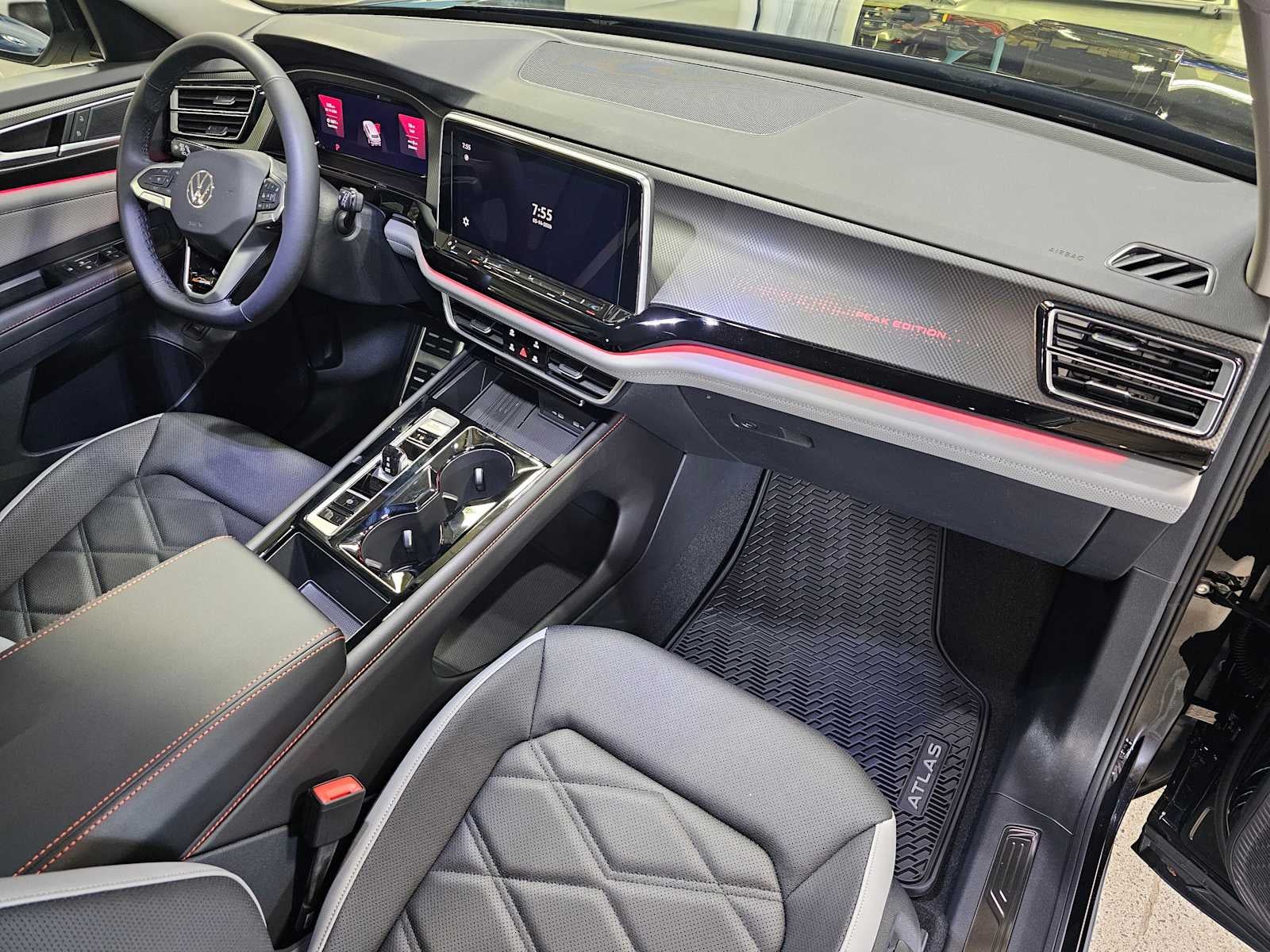 2026 Volkswagen Atlas 2.0T Peak Edition 4MOTION