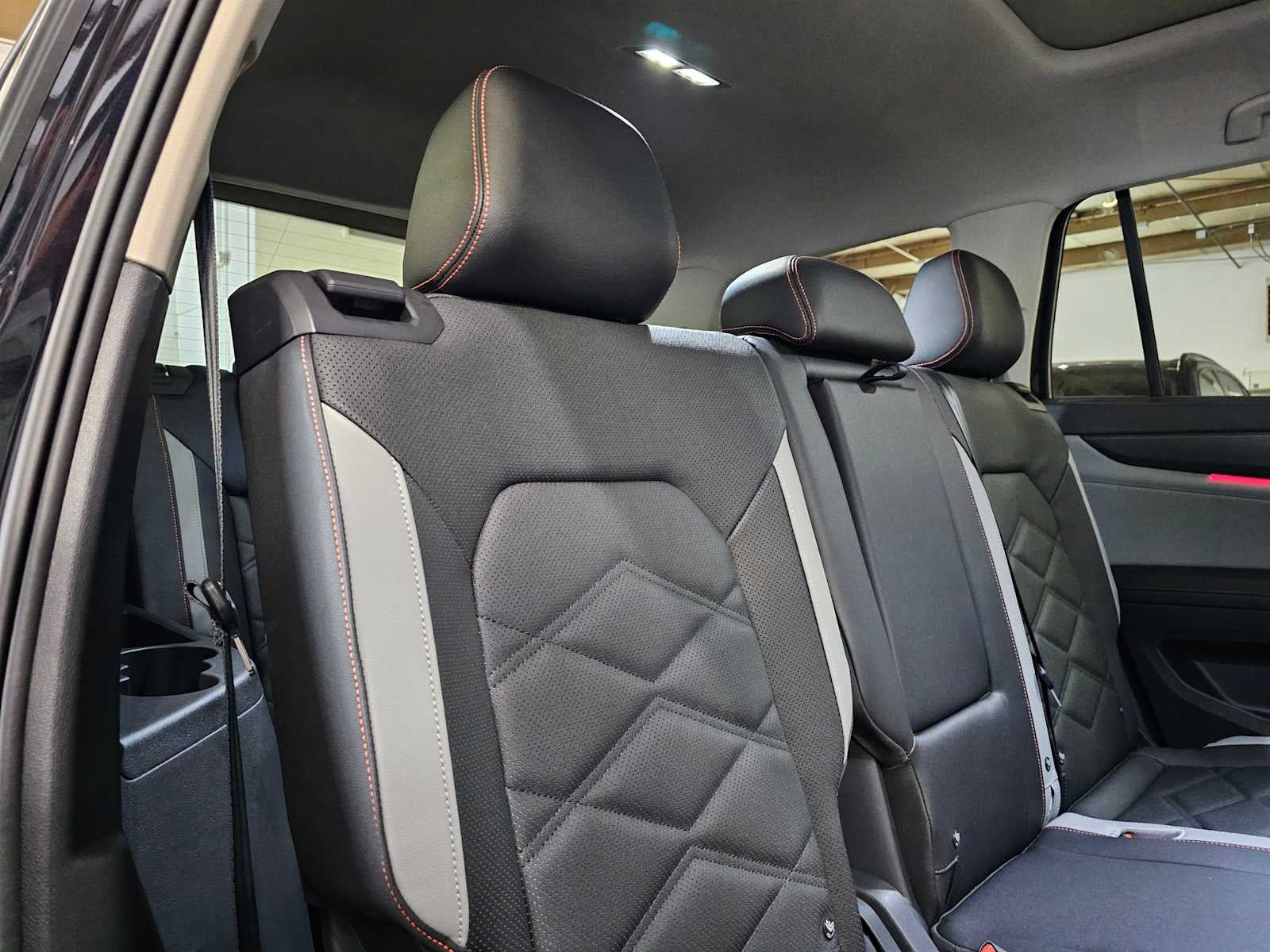 2026 Volkswagen Atlas 2.0T Peak Edition 4MOTION