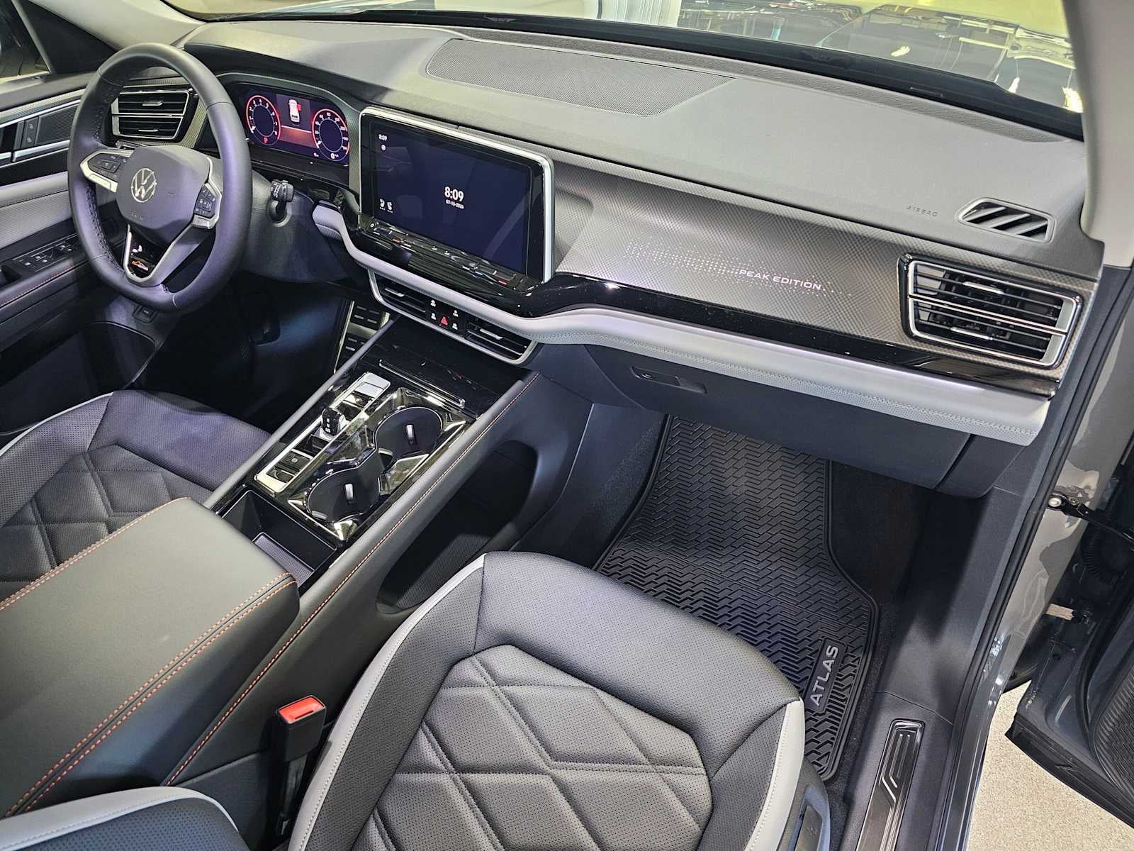 2026 Volkswagen Atlas 2.0T Peak Edition 4MOTION