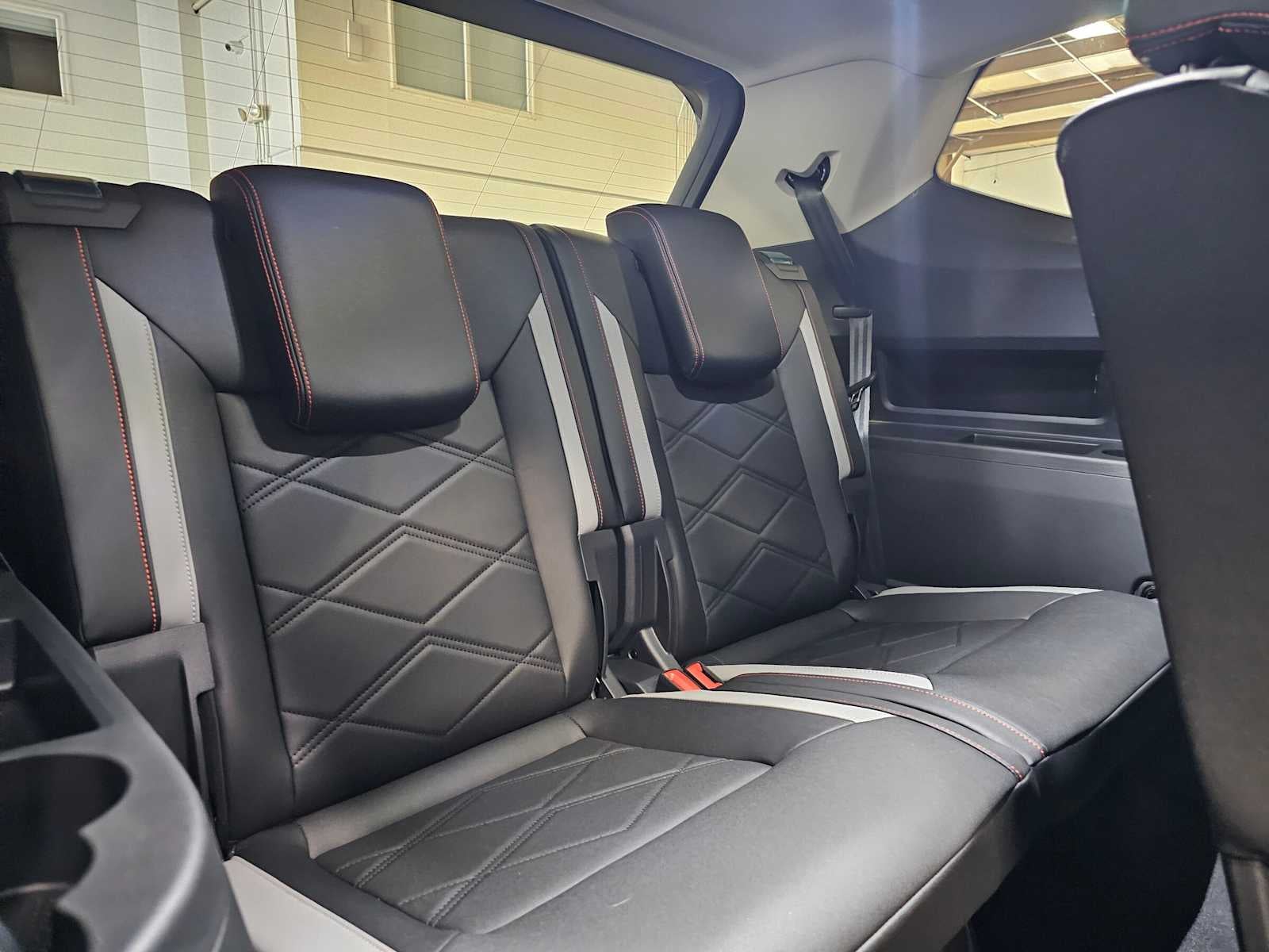 2026 Volkswagen Atlas 2.0T Peak Edition 4MOTION