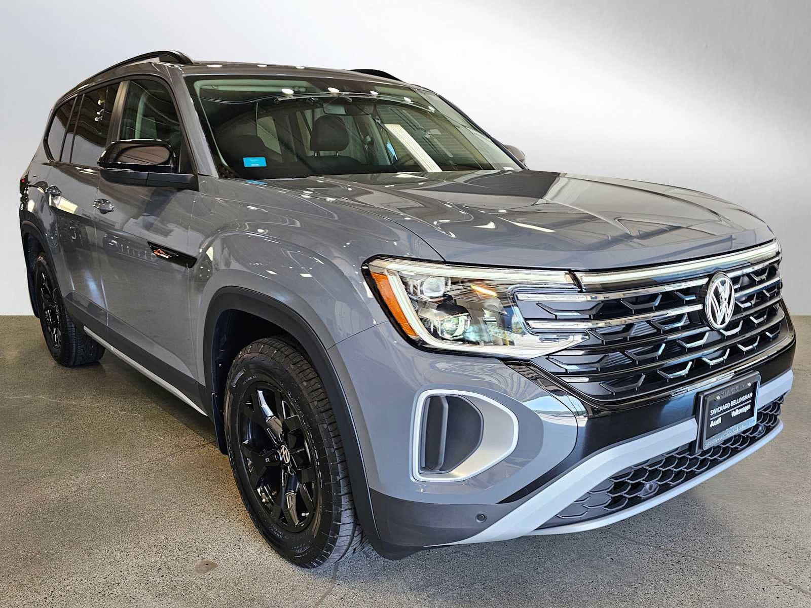 2025 Volkswagen Atlas 2.0T Peak Edition 4MOTION