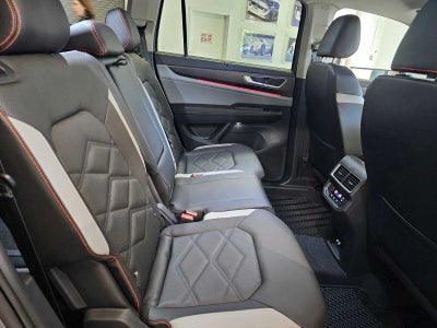 2025 Volkswagen Atlas 2.0T Peak Edition 4MOTION