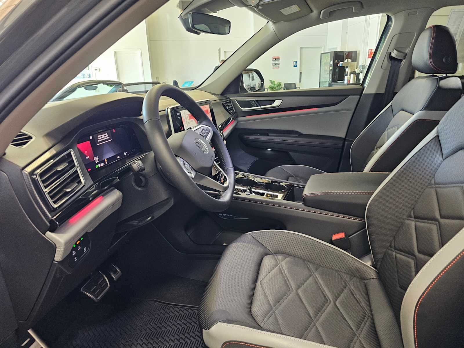 2025 Volkswagen Atlas 2.0T Peak Edition 4MOTION