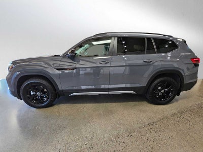 2025 Volkswagen Atlas 2.0T Peak Edition 4MOTION