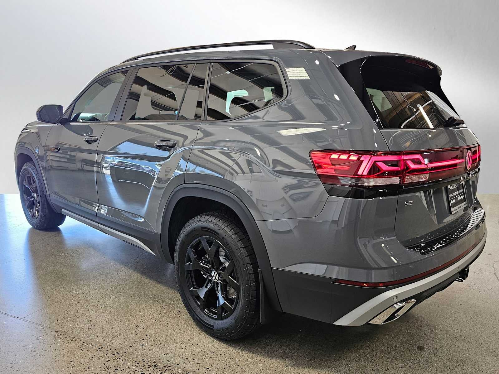 2025 Volkswagen Atlas 2.0T Peak Edition 4MOTION