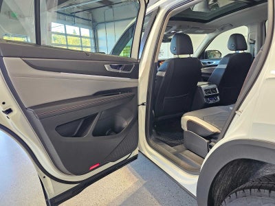 2025 Volkswagen Atlas 2.0T Peak Edition 4MOTION