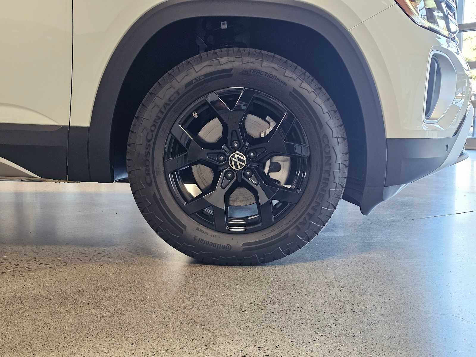 2025 Volkswagen Atlas 2.0T Peak Edition 4MOTION