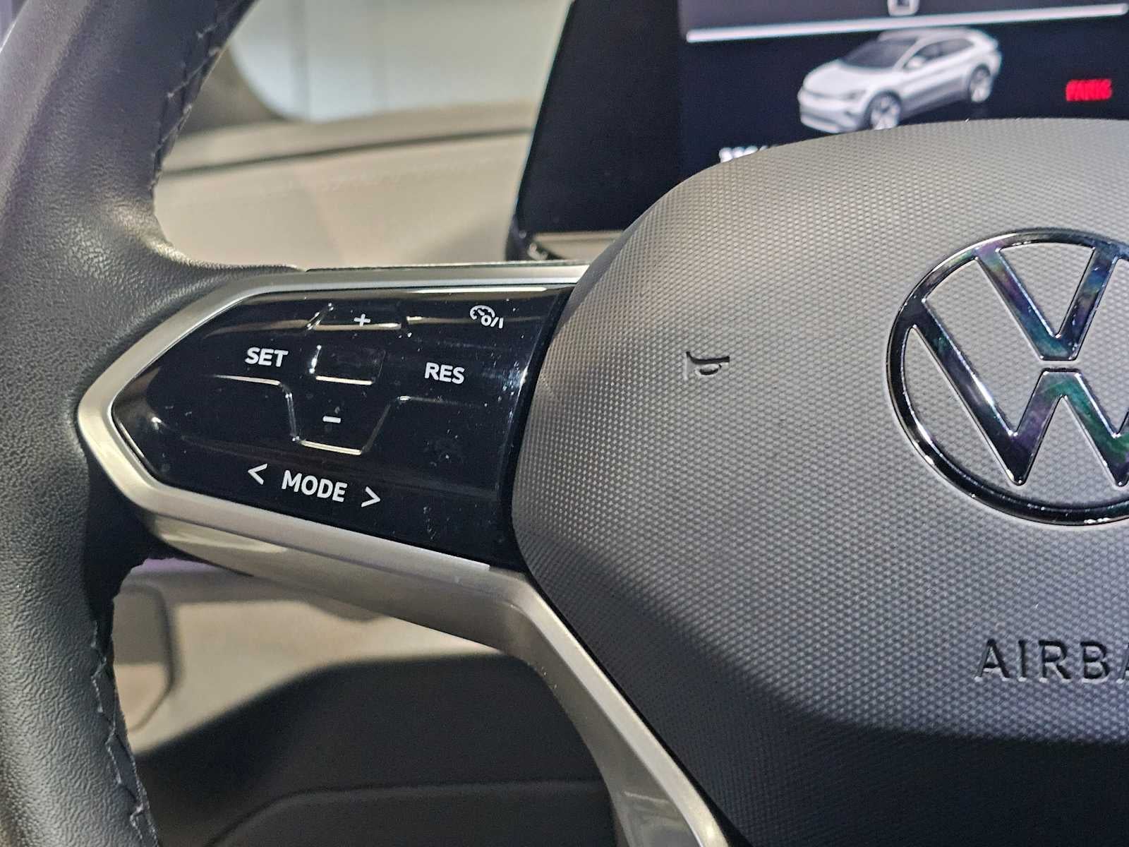 2023 Volkswagen ID.4 Pro AWD w/SK On Battery