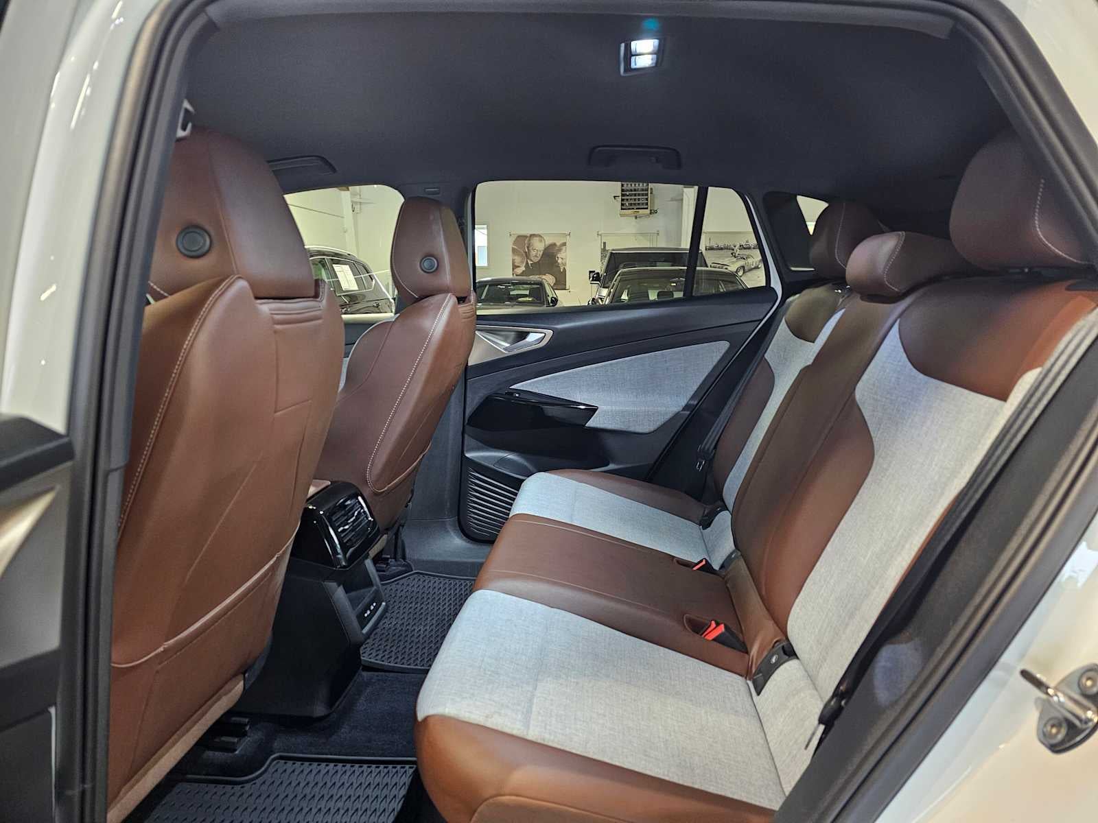 2025 Volkswagen ID.4 Pro AWD