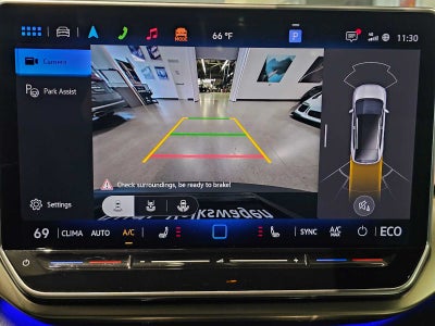 2025 Volkswagen ID.4 Pro AWD