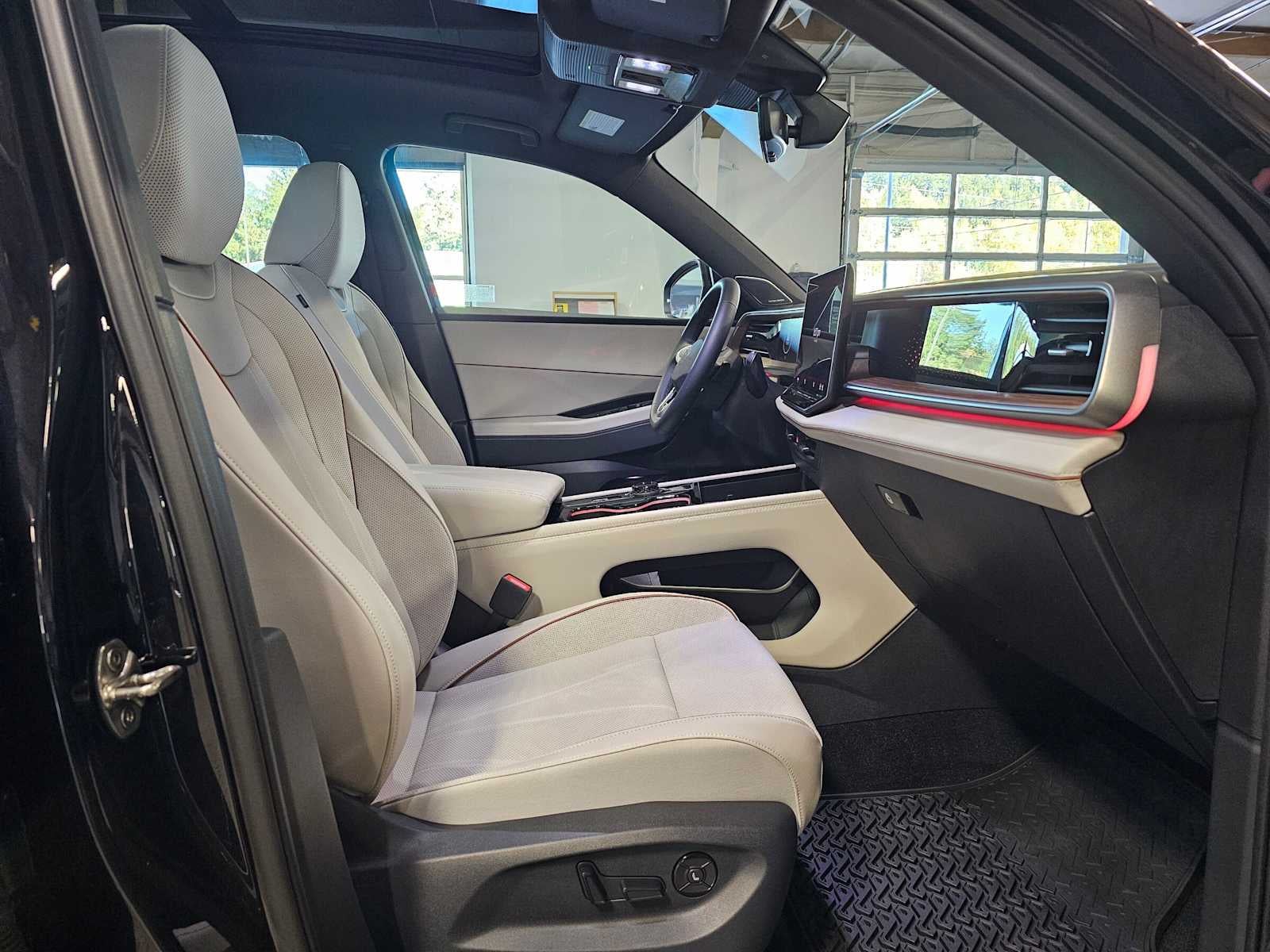 2027 Volkswagen Atlas SEL Premium R-Line