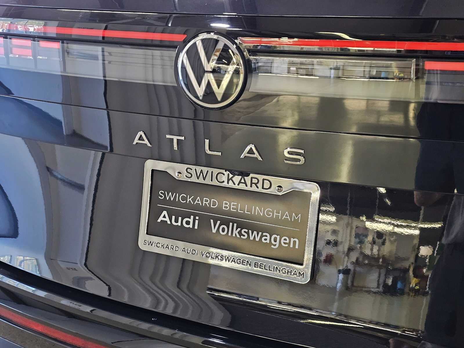 2027 Volkswagen Atlas SEL Premium R-Line