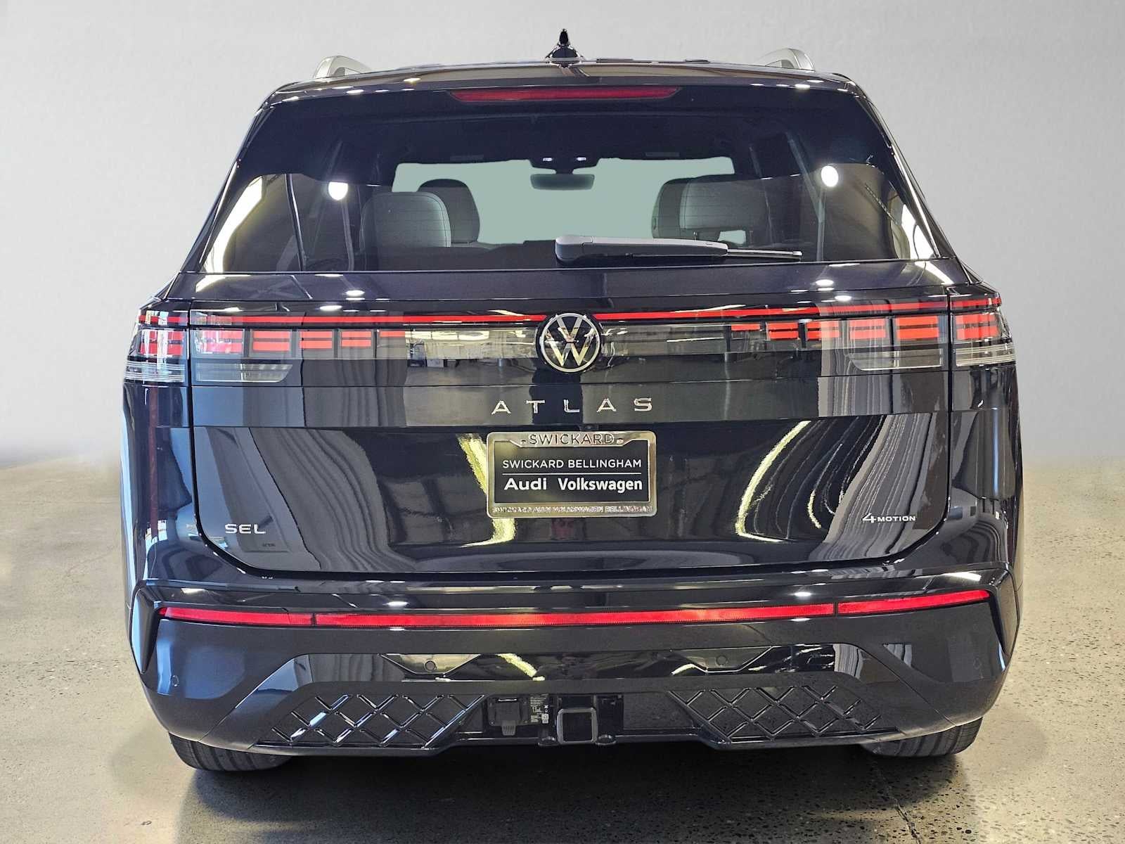 2027 Volkswagen Atlas SEL Premium R-Line