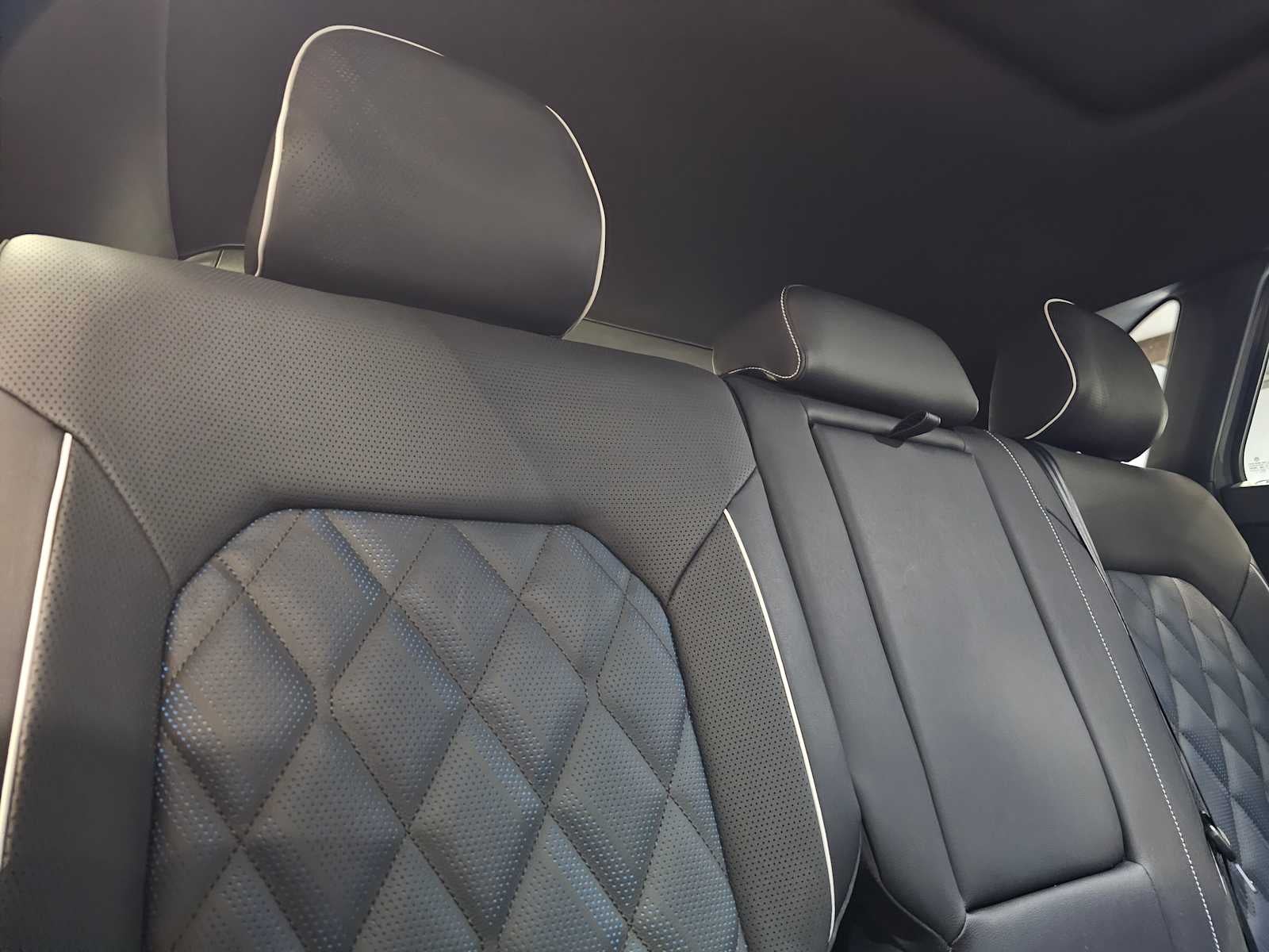 2026 Volkswagen Atlas Cross Sport 2.0T SEL Premium R-Line 4MOTION