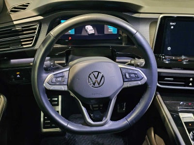 2025 Volkswagen Atlas Cross Sport 2.0T SEL Premium R-Line 4MOTION