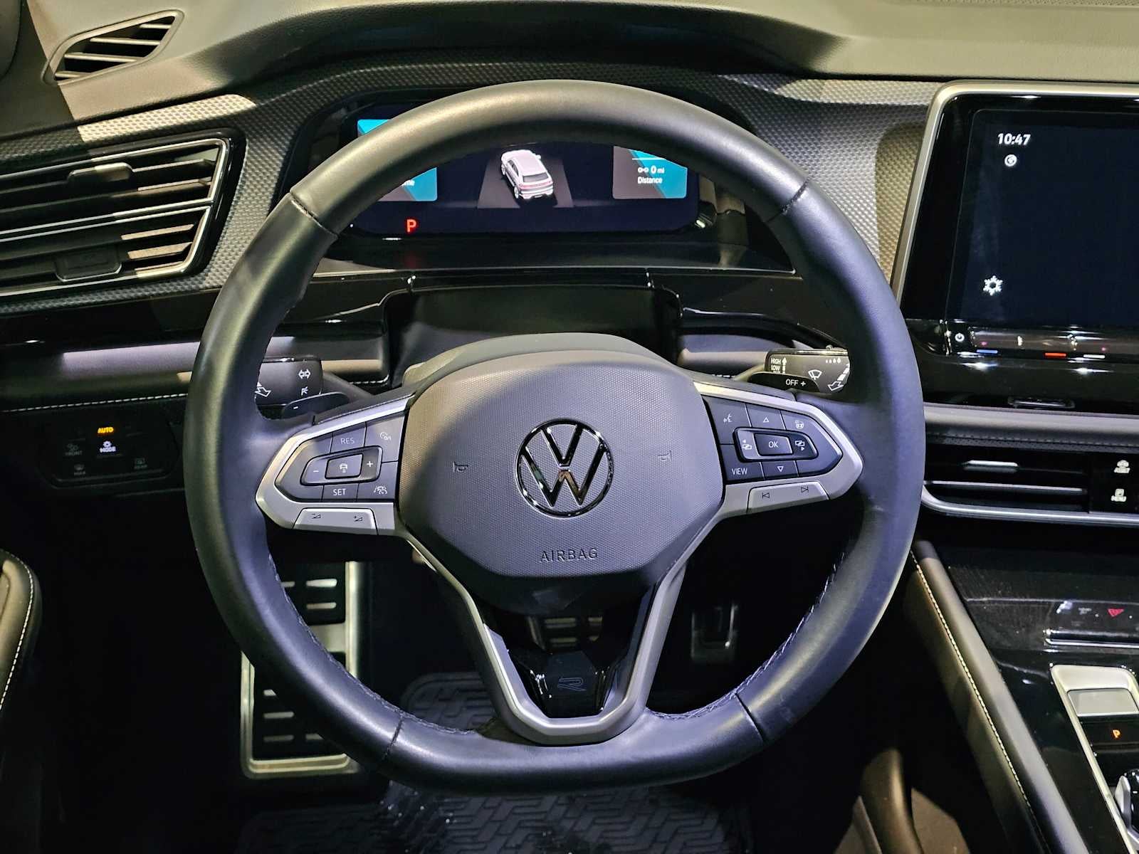 2025 Volkswagen Atlas Cross Sport 2.0T SEL Premium R-Line 4MOTION