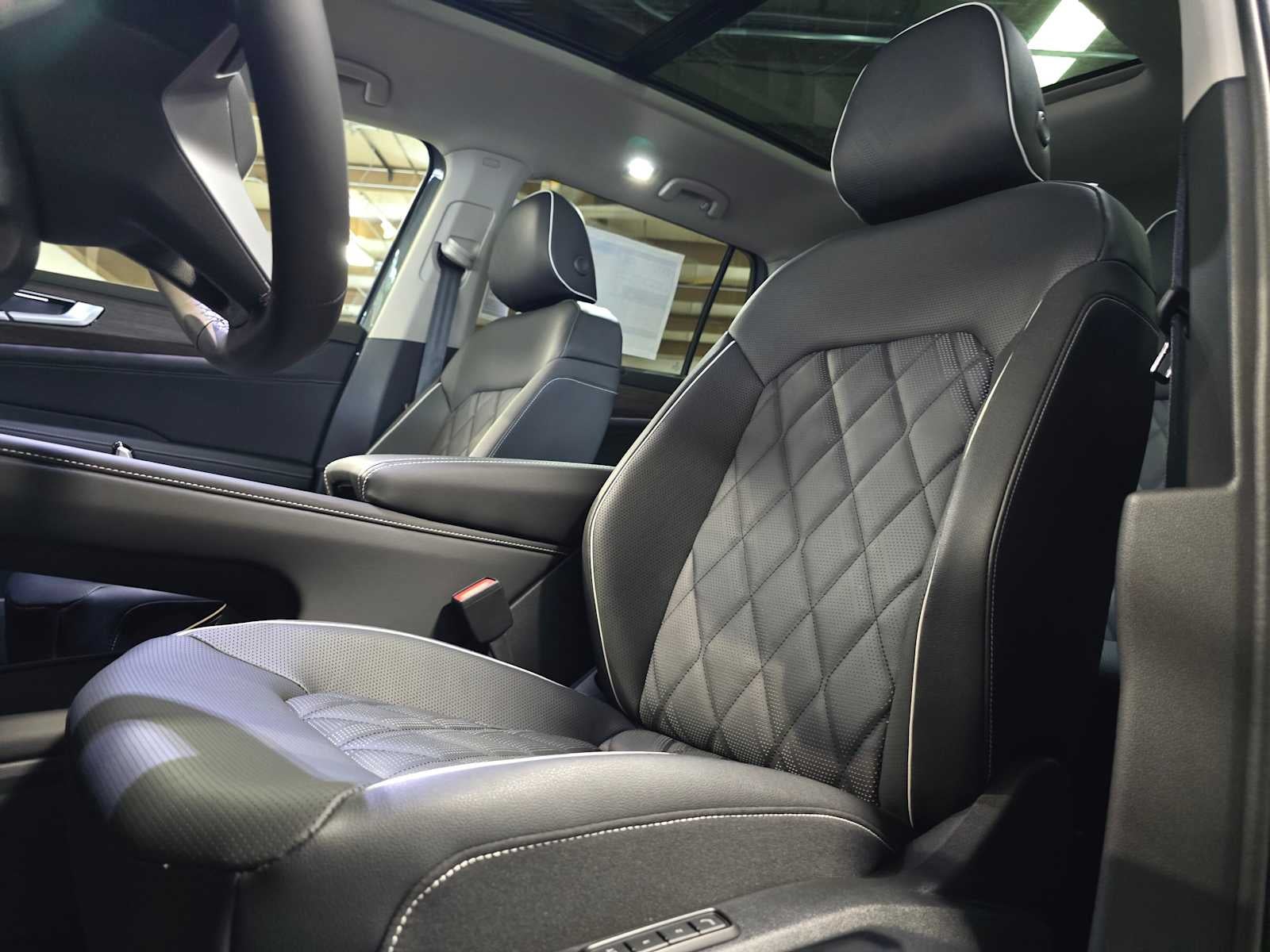 2026 Volkswagen Atlas 2.0T SEL Premium R-Line 4MOTION