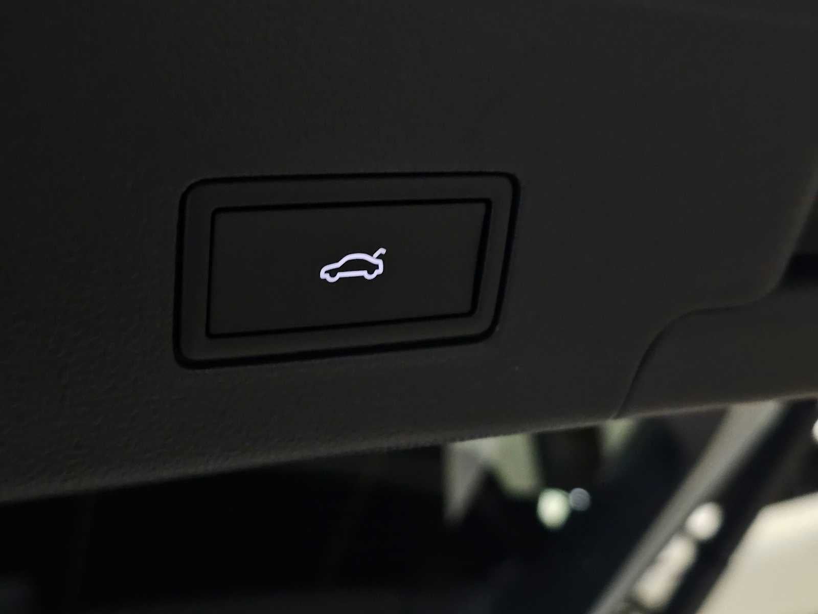 2026 Volkswagen Atlas Cross Sport 2.0T SE w/Technology 4MOTION