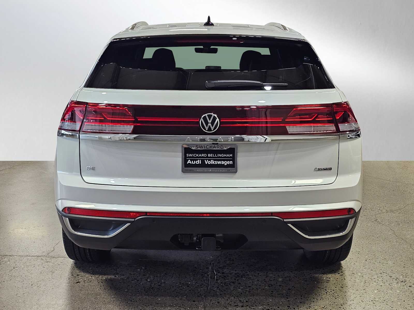 2026 Volkswagen Atlas Cross Sport 2.0T SE w/Technology 4MOTION