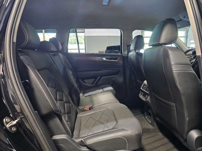 2025 Volkswagen Atlas 2.0T SE w/Technology 4MOTION