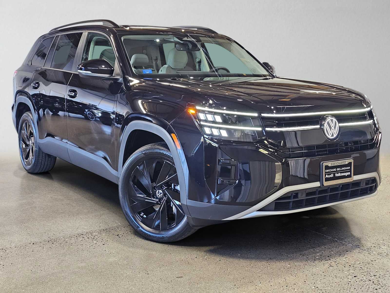 2027 Volkswagen Atlas SE w/Technology