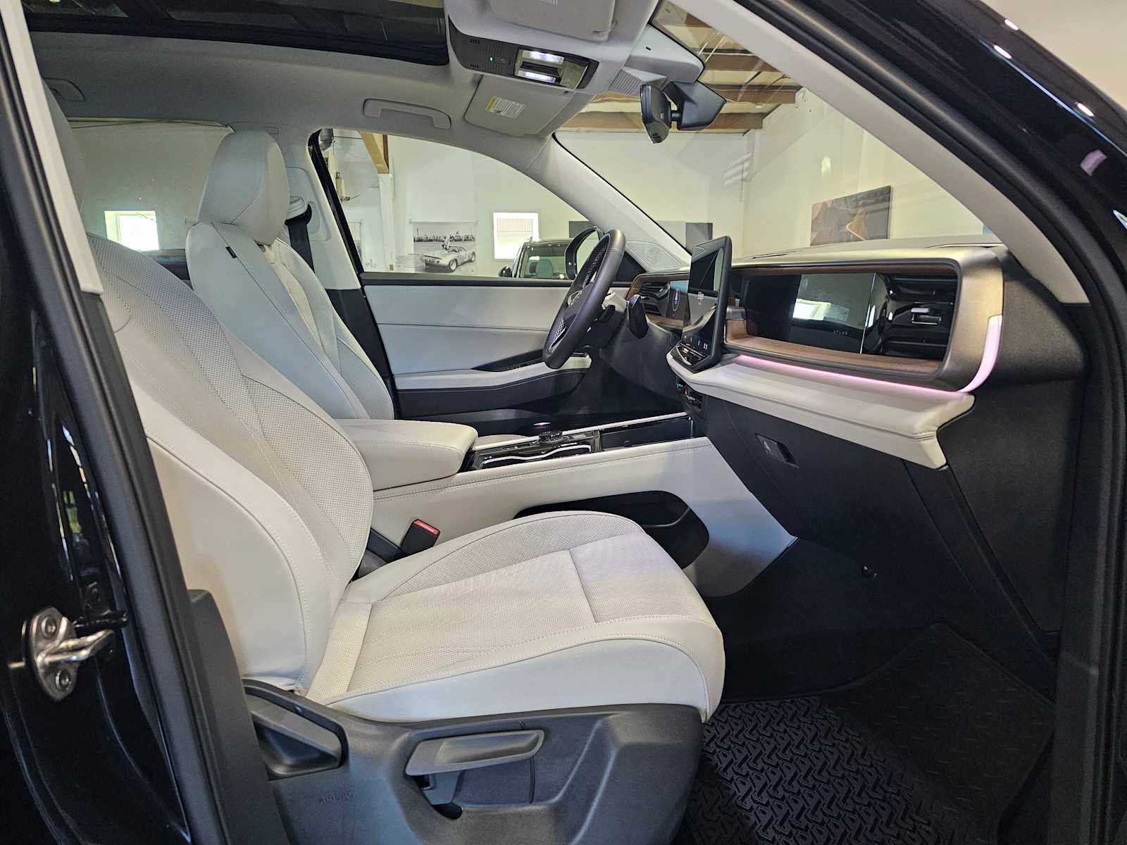 2027 Volkswagen Atlas SE w/Technology
