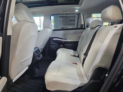 2027 Volkswagen Atlas SE w/Technology