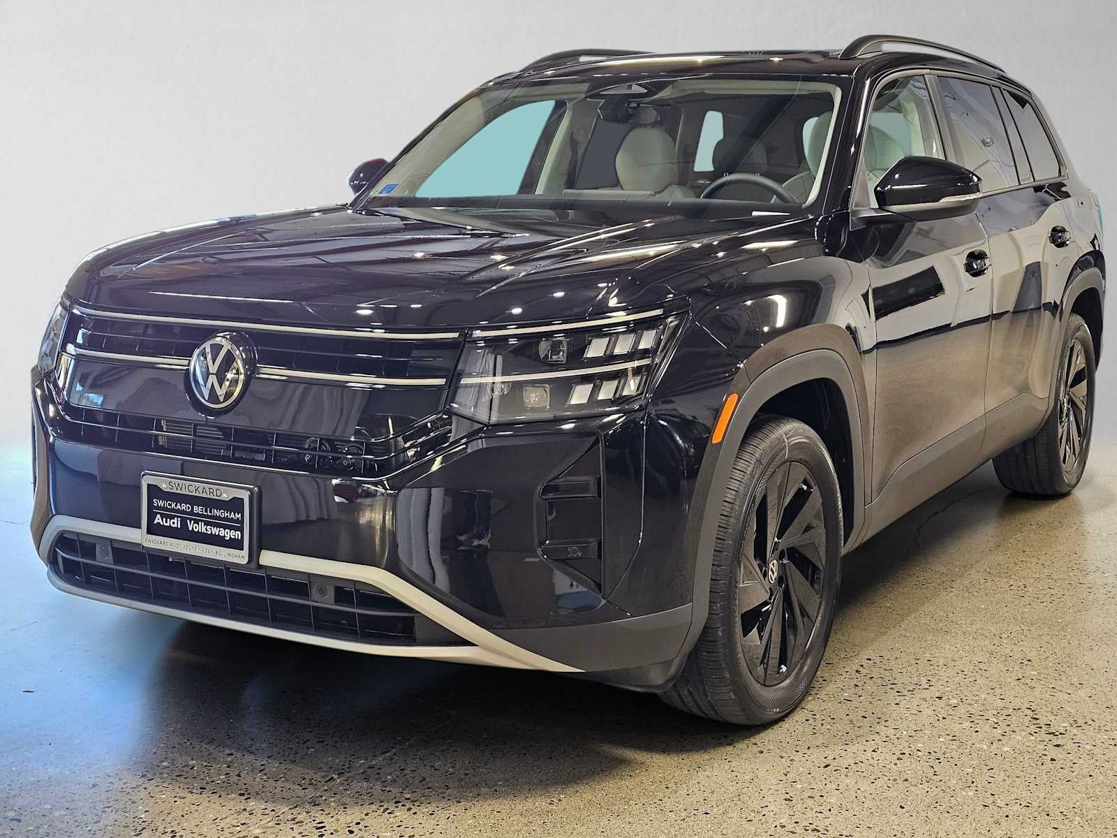 2027 Volkswagen Atlas SE w/Technology