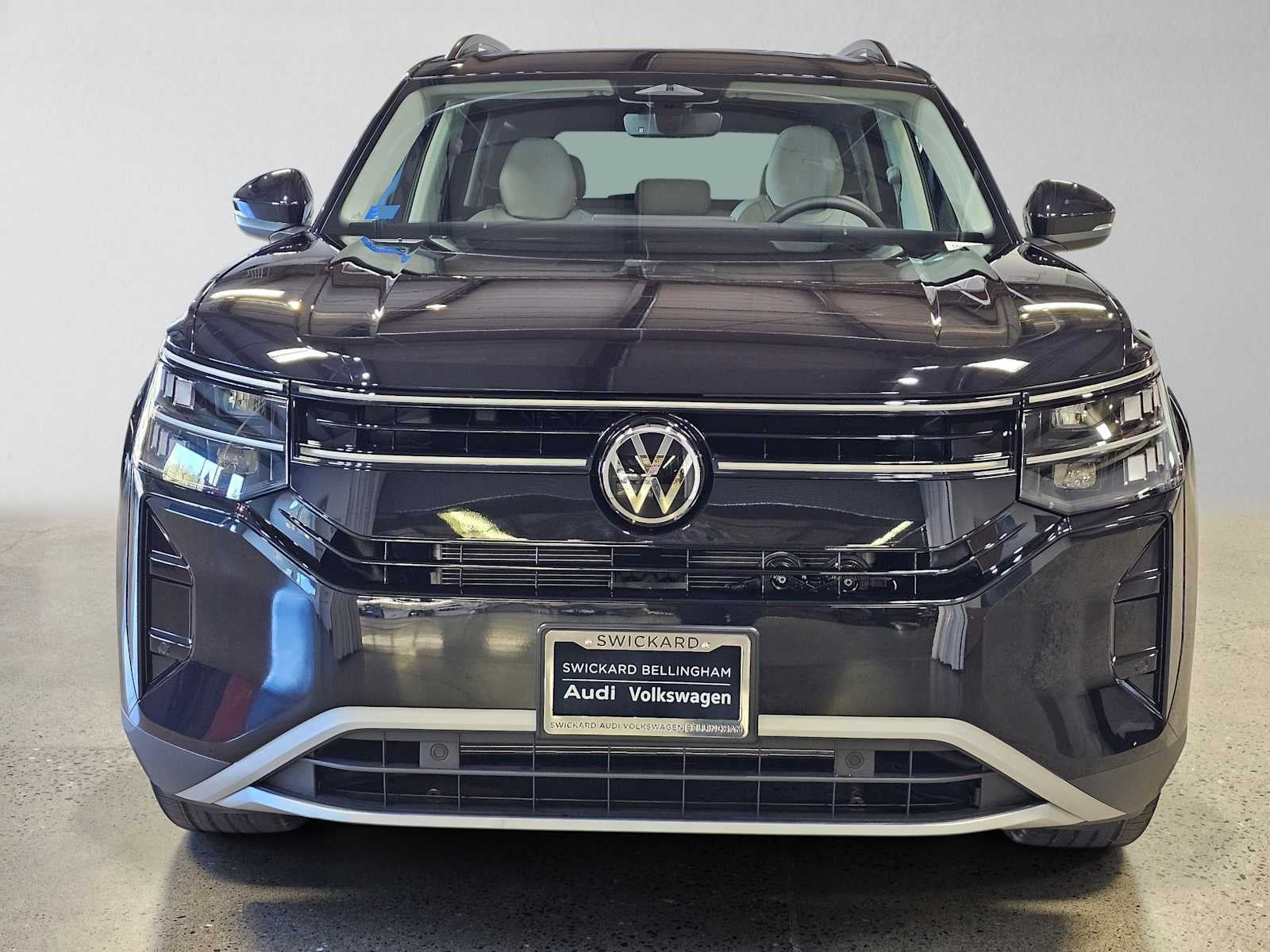 2027 Volkswagen Atlas SE w/Technology