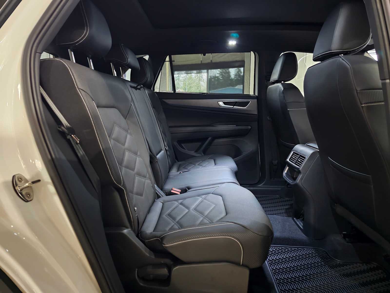 2026 Volkswagen Atlas Cross Sport 2.0T SE w/Technology 4MOTION